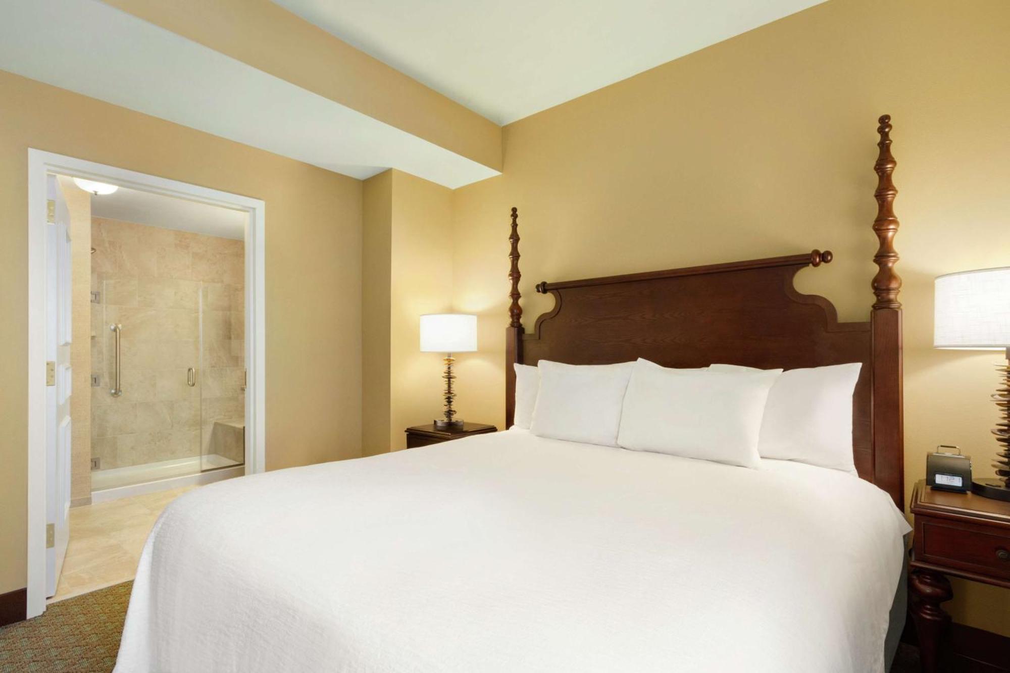 Embassy Suites Savannah Historic District Екстер'єр фото