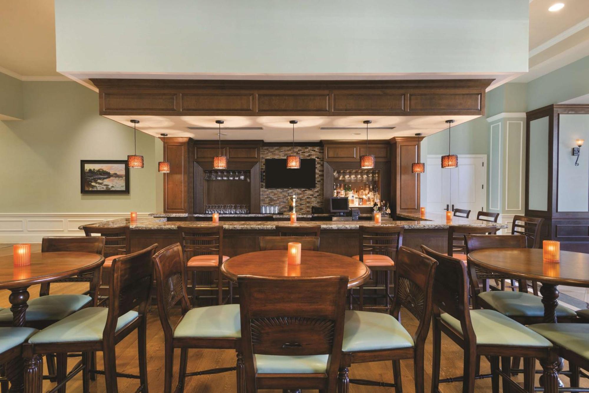 Embassy Suites Savannah Historic District Екстер'єр фото