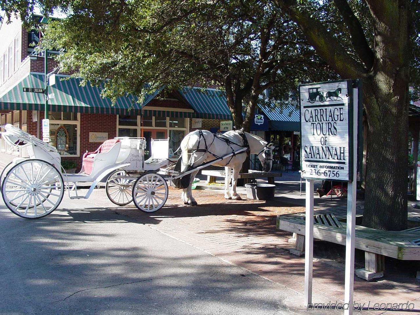 Embassy Suites Savannah Historic District Екстер'єр фото